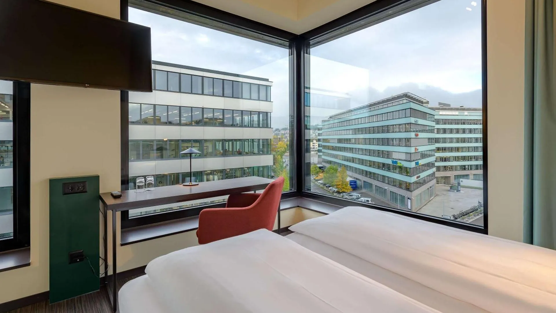 ****  فندق Mercure Zuerich City سويسرا