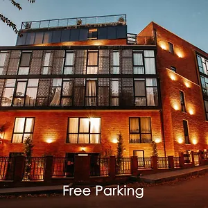 https://address-boutique-hotel.alltbilisihotels.com