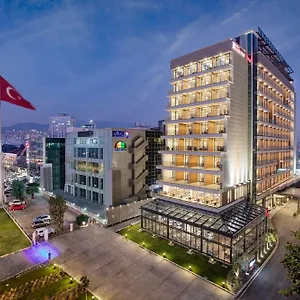 hilton-garden-inn-izmir-bayrakli-hotel.aegeanhotels.net/